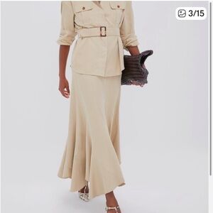 Tuckernuck Beige Flared Maxi Skirt – Size Small – EUC